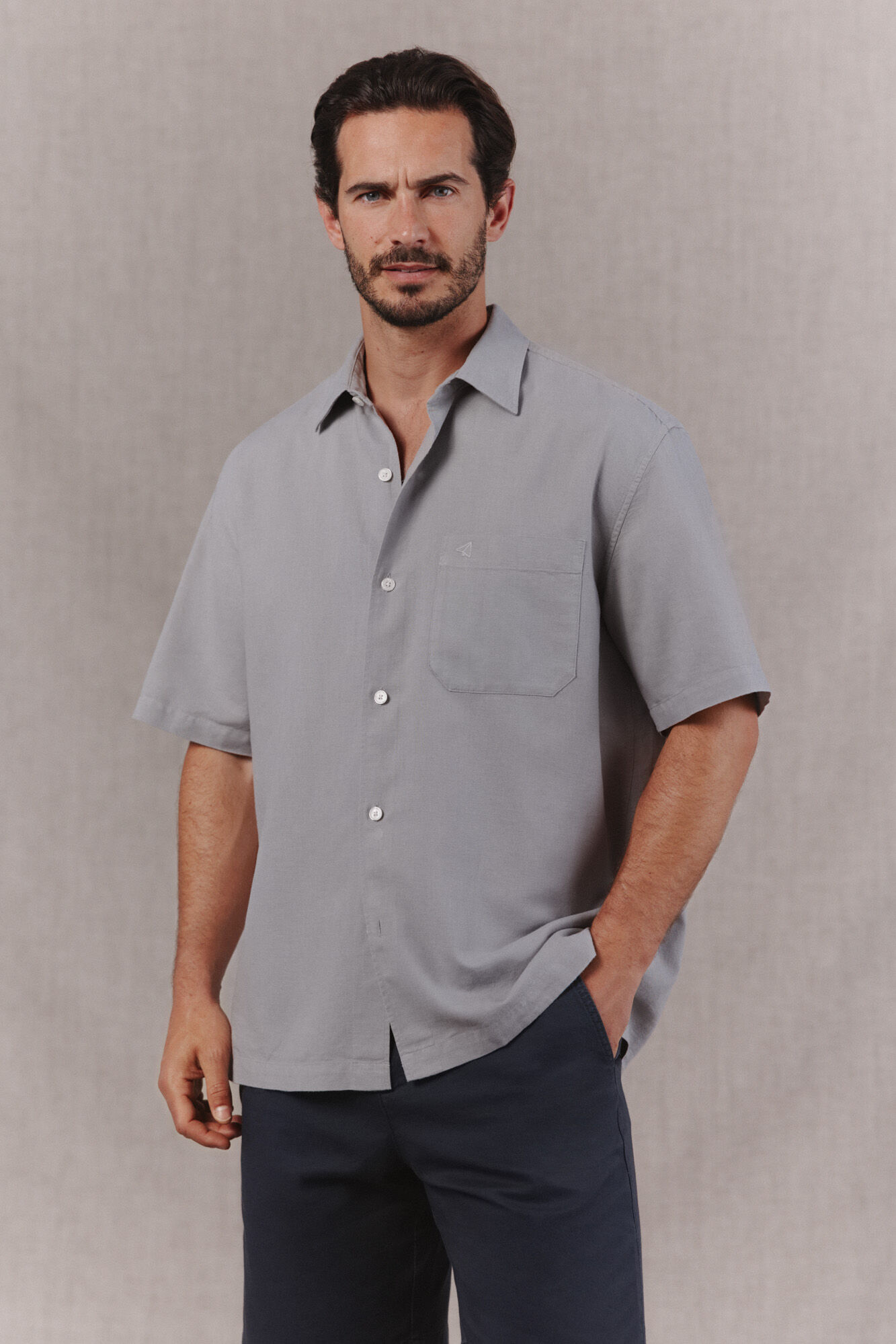 OOTO Camisa algod&oacute;n lino lisa manga corta