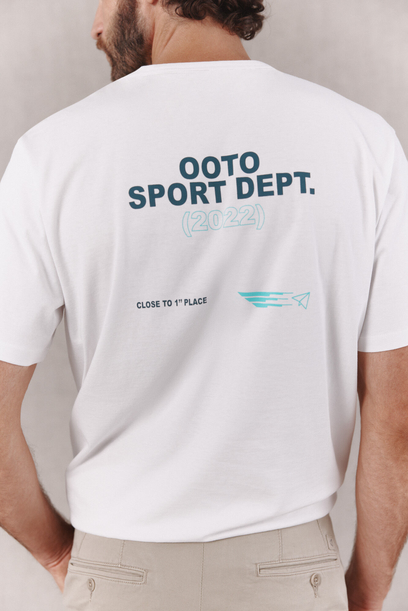 OOTO Camiseta gr&aacute;fica lavada