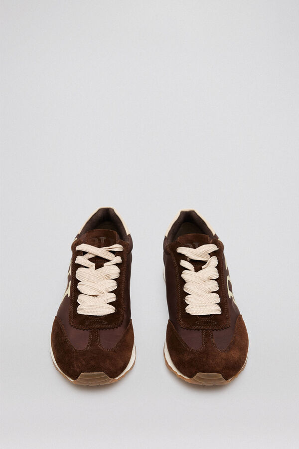 Pedro del Hierro Zapatilla piso goma Marr&oacute;n