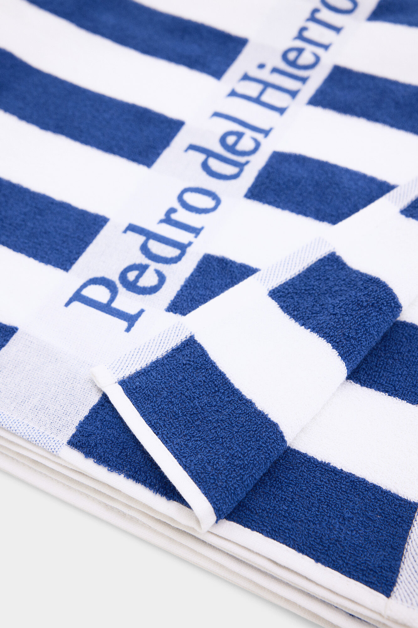 Pedro del Hierro Toalla playa rayas
