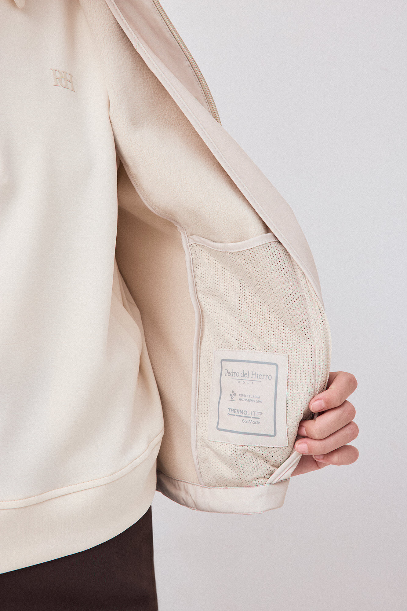 Pedro del Hierro Corta-vento