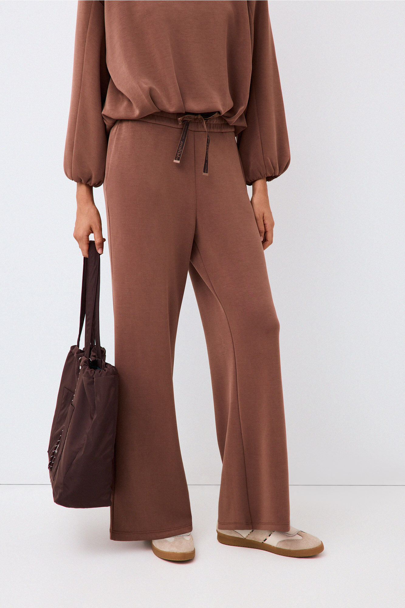 Pedro del Hierro Cal&ccedil;a soft touch flare