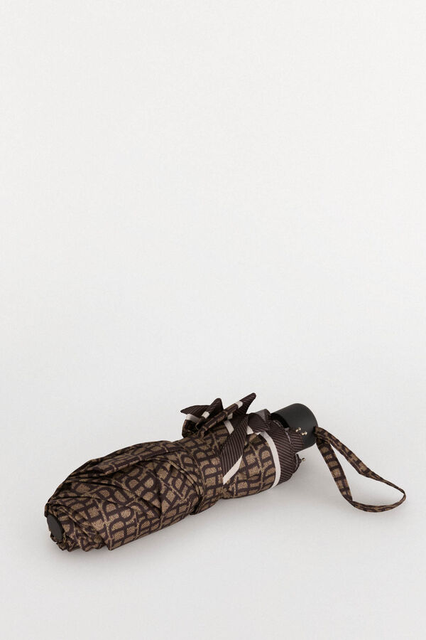 Pedro del Hierro Paraguas monograma Marr&oacute;n