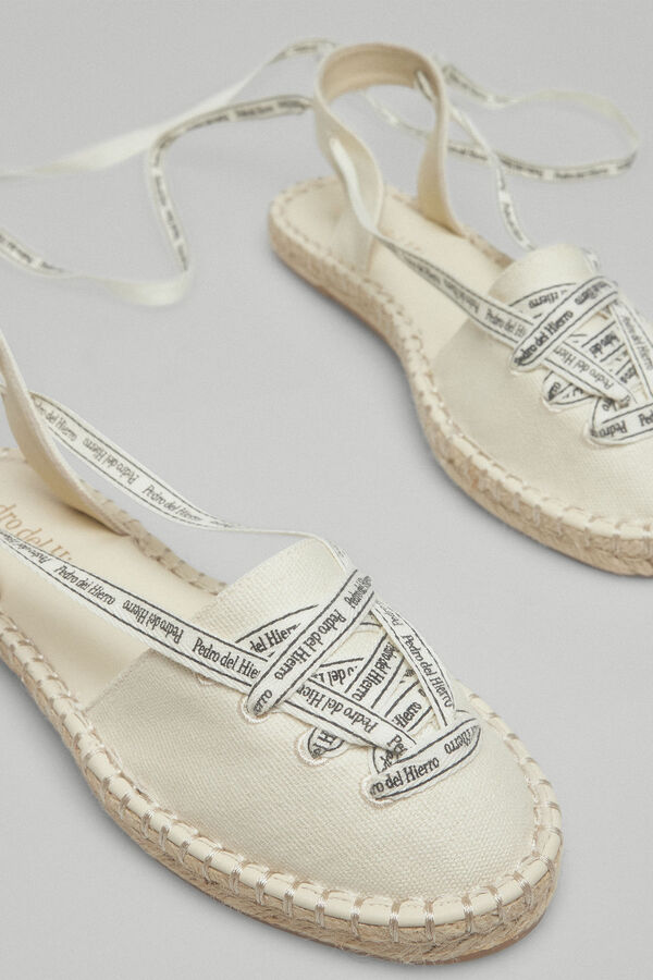 Pedro del Hierro Menorcan logo espadrilles Beige