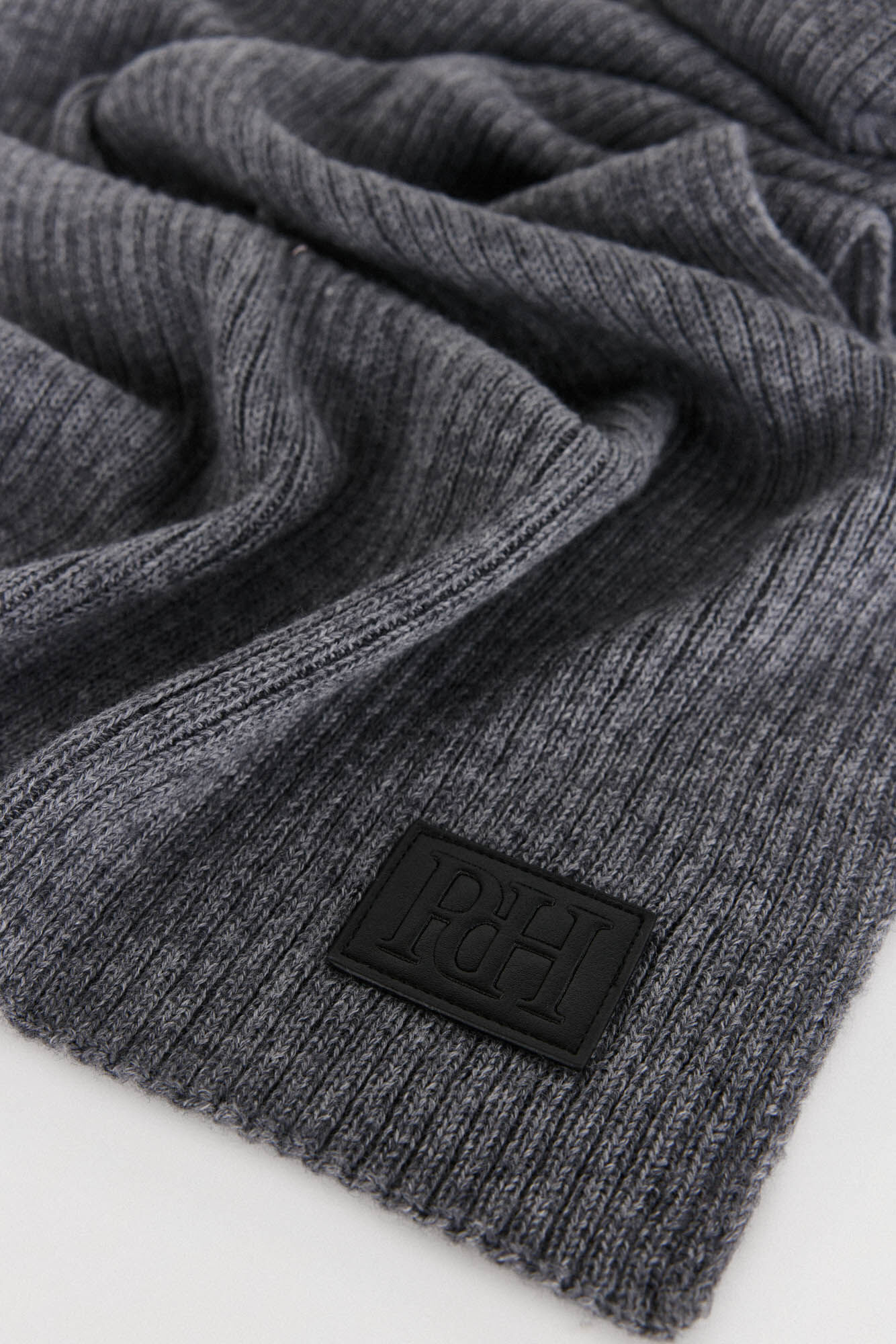 Pedro del Hierro Bufanda punto