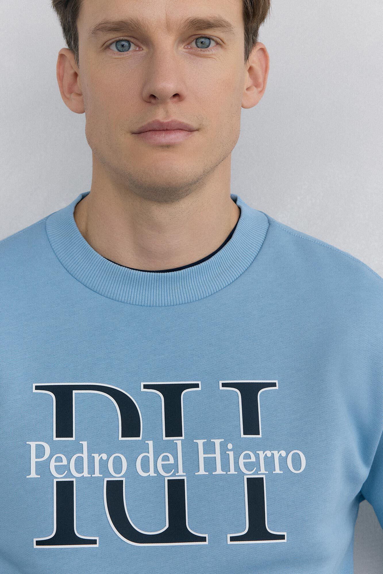 Pedro del Hierro Sudadera logo cuello caja