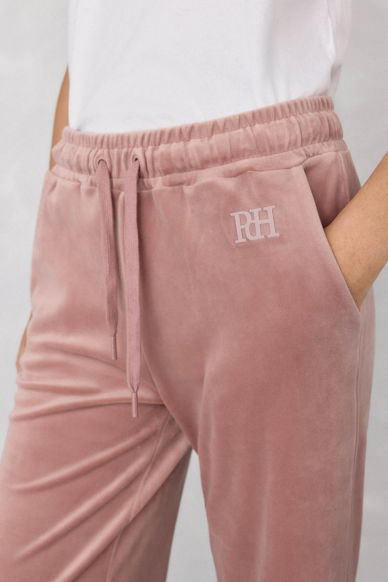 Pedro del Hierro Pantal&oacute;n terciopelo activewear