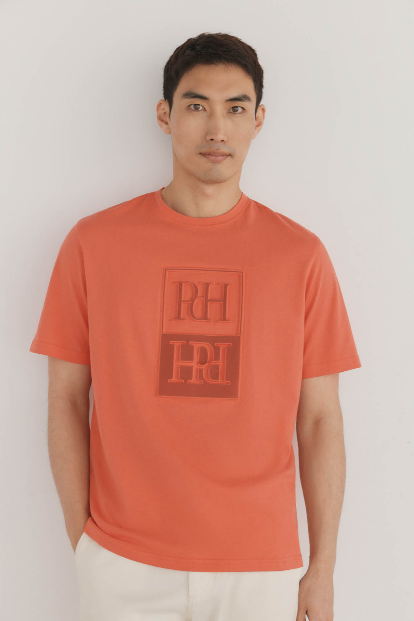 Pedro del Hierro Camiseta logo relieve