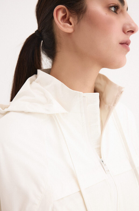 Pedro del Hierro Parka corta capucha Crudo