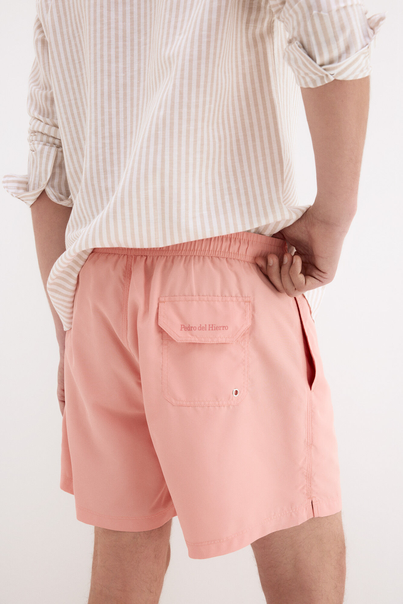 Pedro del Hierro Ba&ntilde;ador liso b&aacute;sico