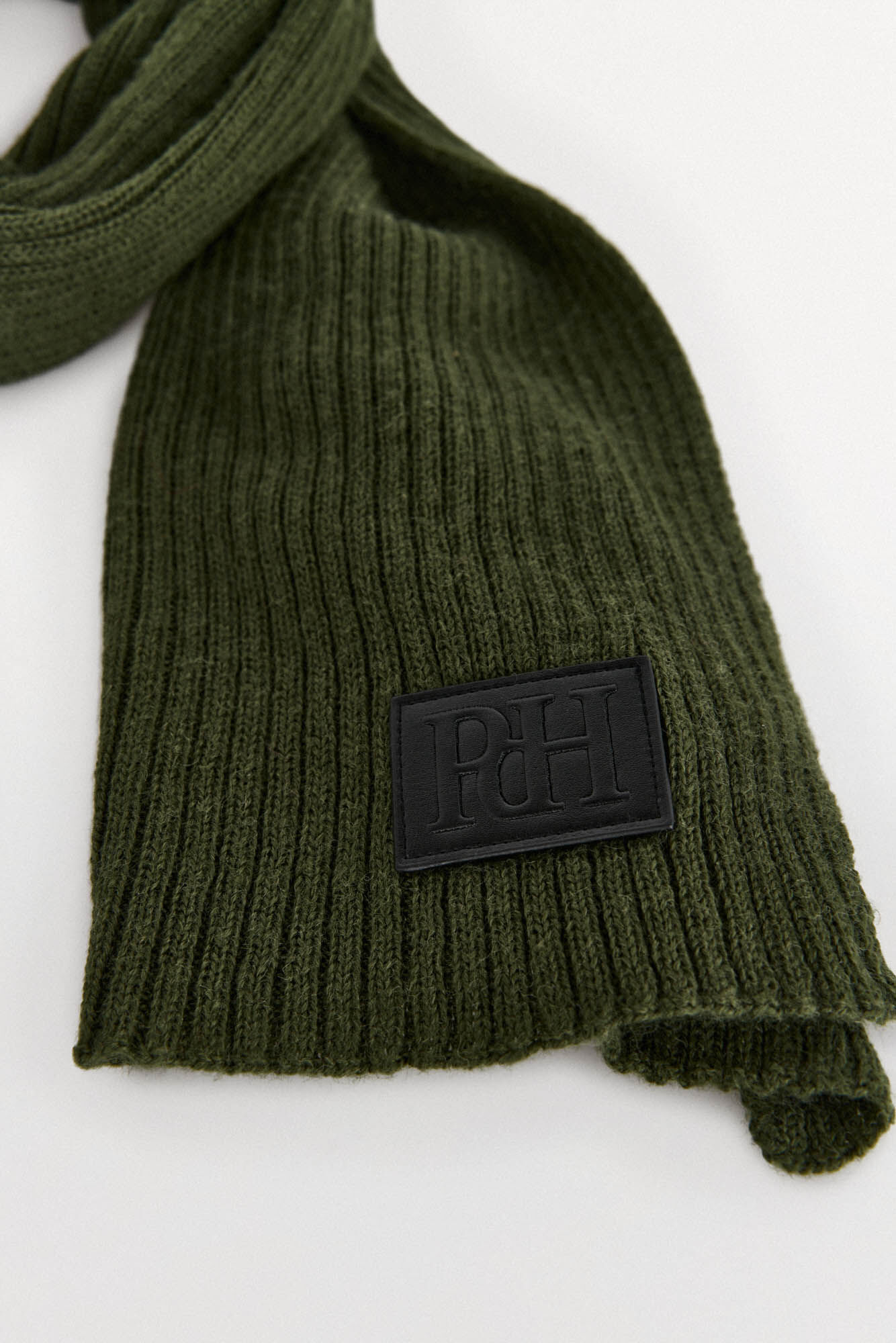 Pedro del Hierro Bufanda punto