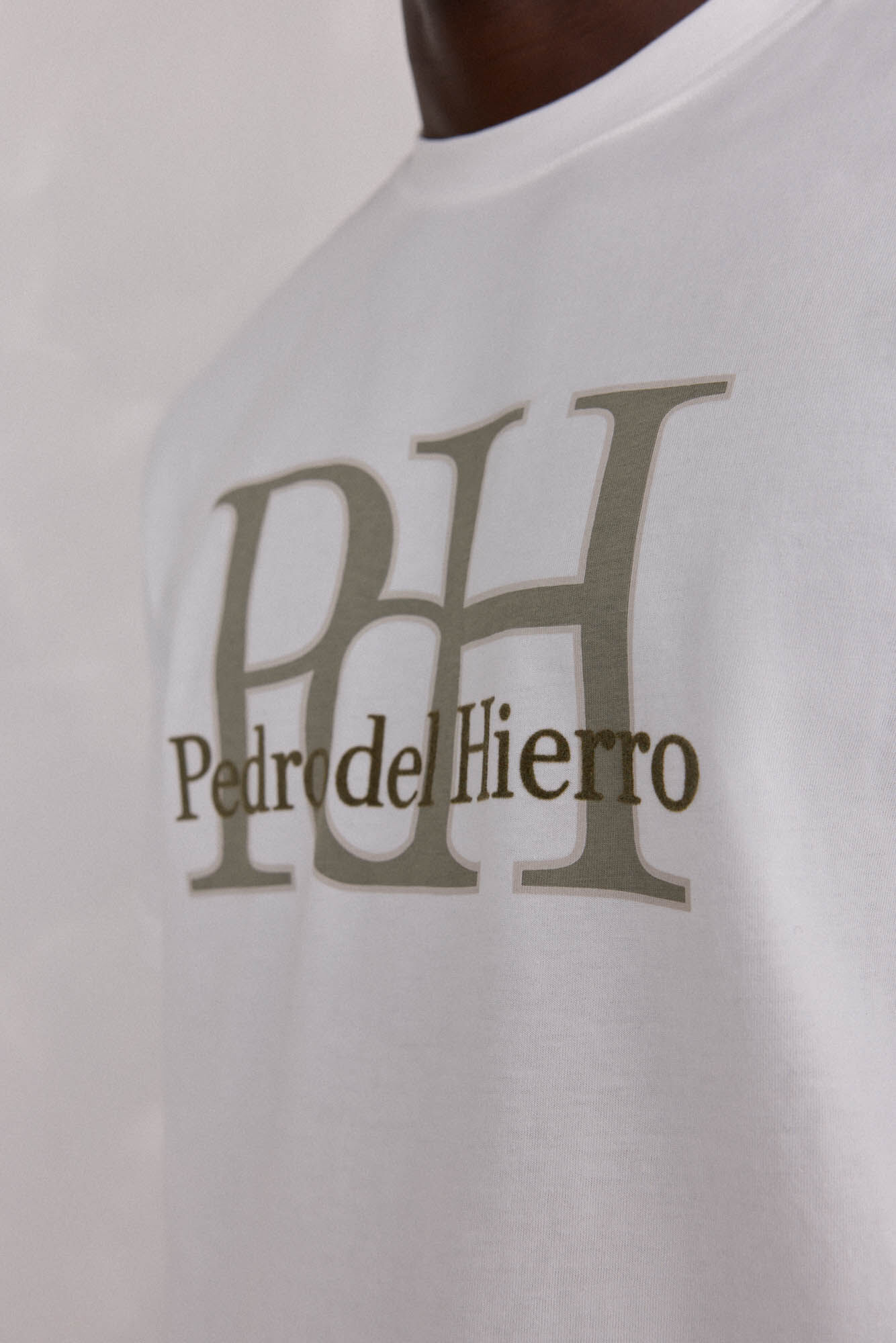 Pedro del Hierro Camiseta logo