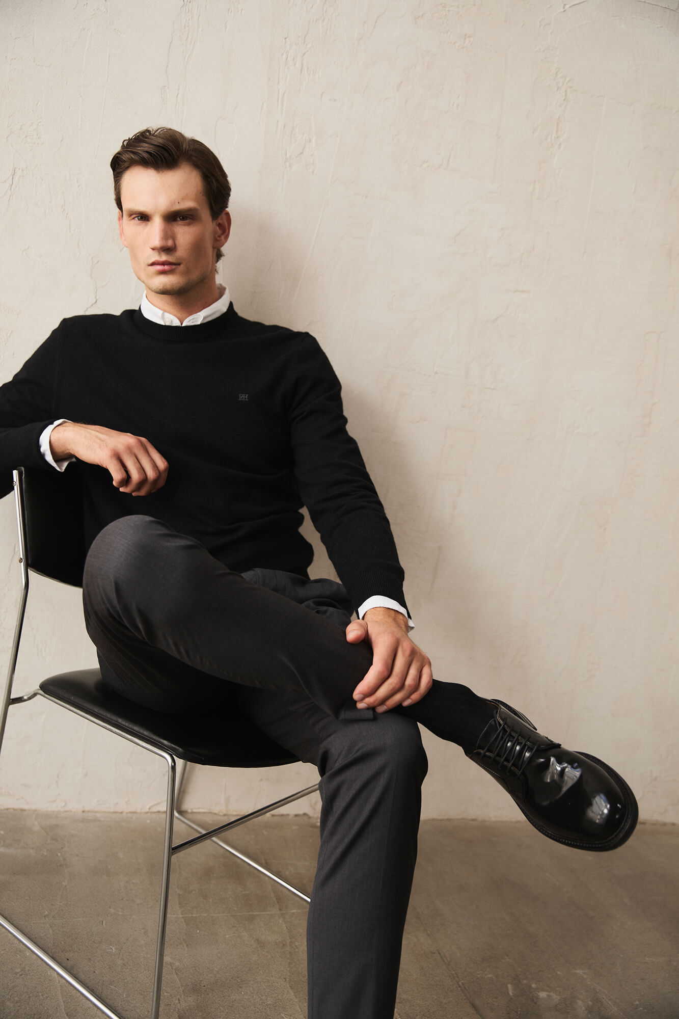 Pedro del Hierro Su&eacute;ter fino de algod&atilde;o premium com gola redonda