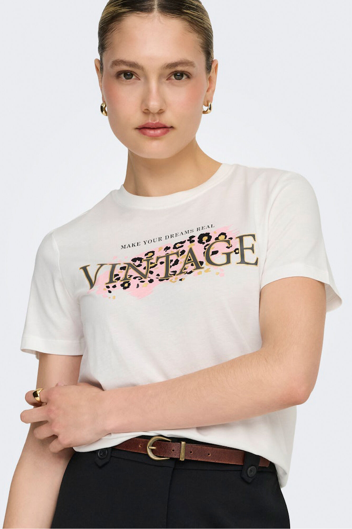 Only T-shirt com desenho na frente