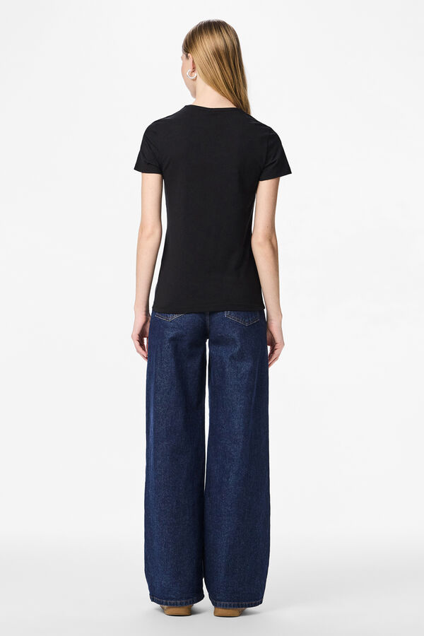 Pieces T-shirt b&aacute;sica preto