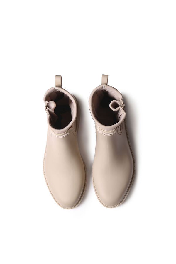 Toni Pons Bot&iacute;n de agua beige