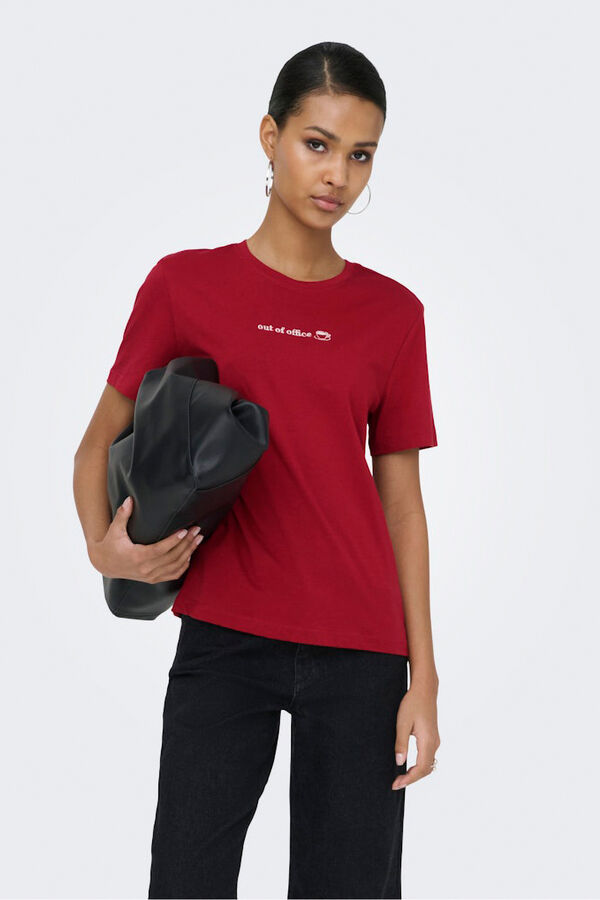 Only Camiseta texto frontal rojo