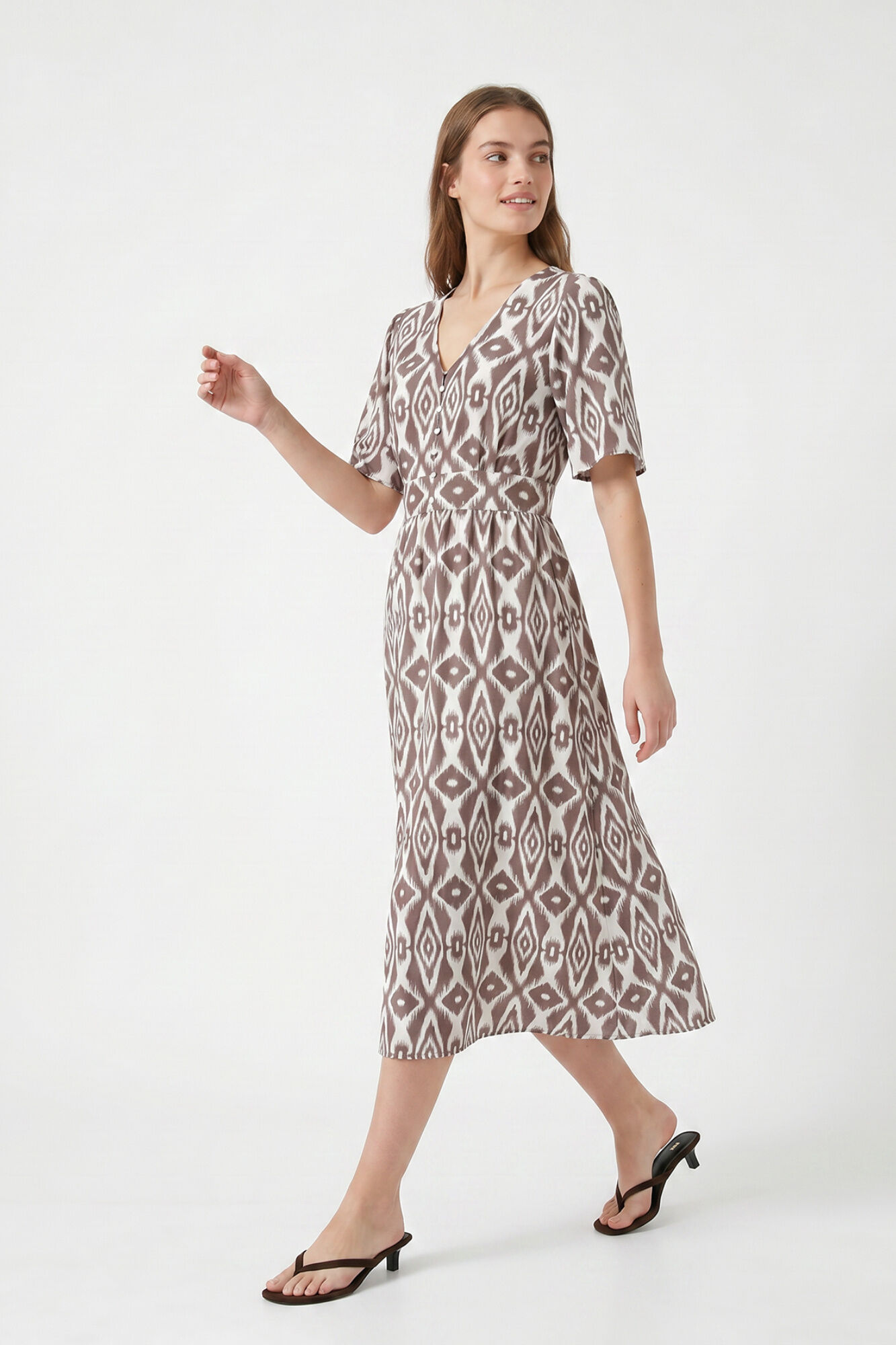 Pieces Vestido midi de manga curta estampado