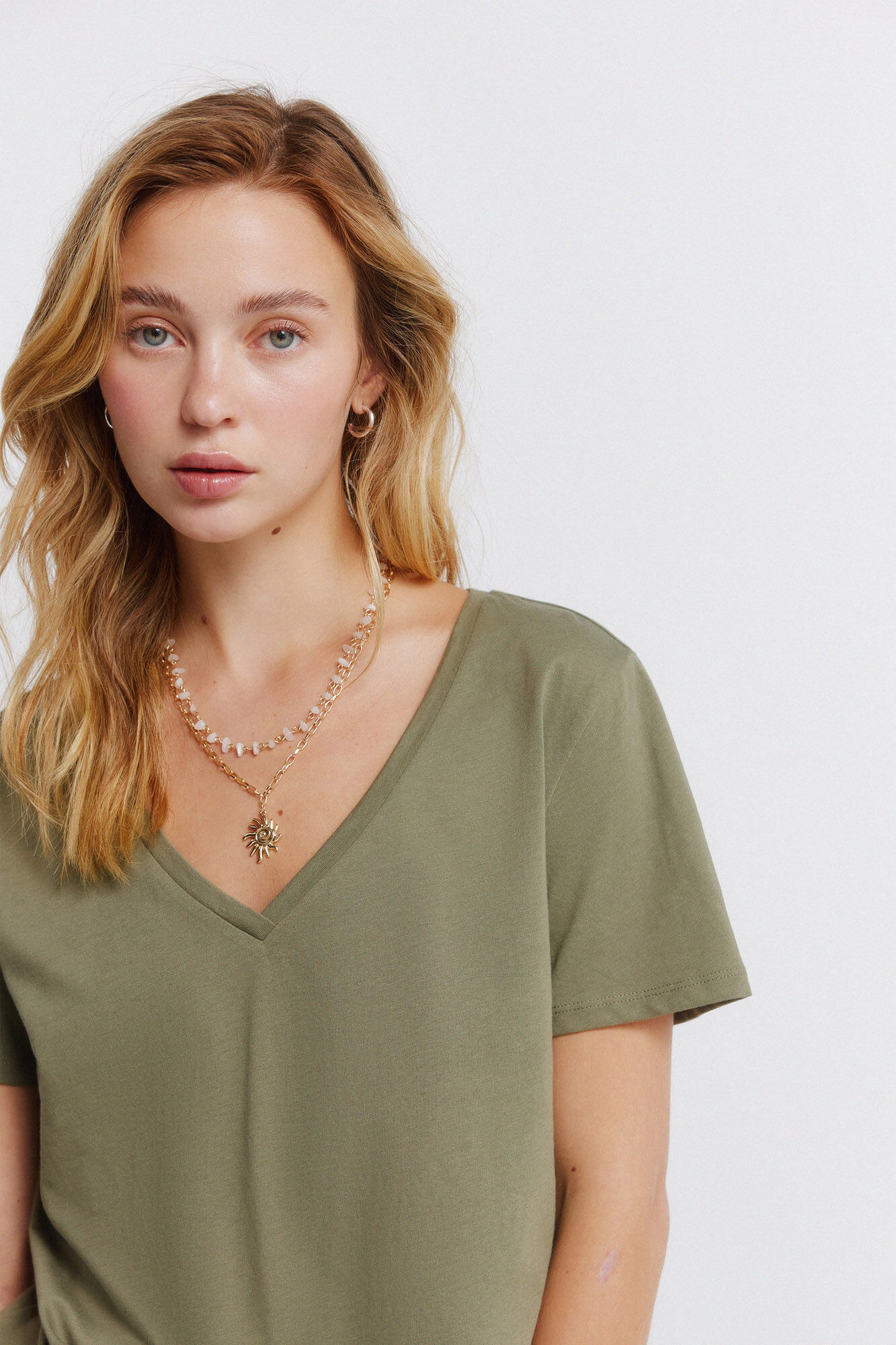 Springfield Pamučna osnovna majica V-izrez