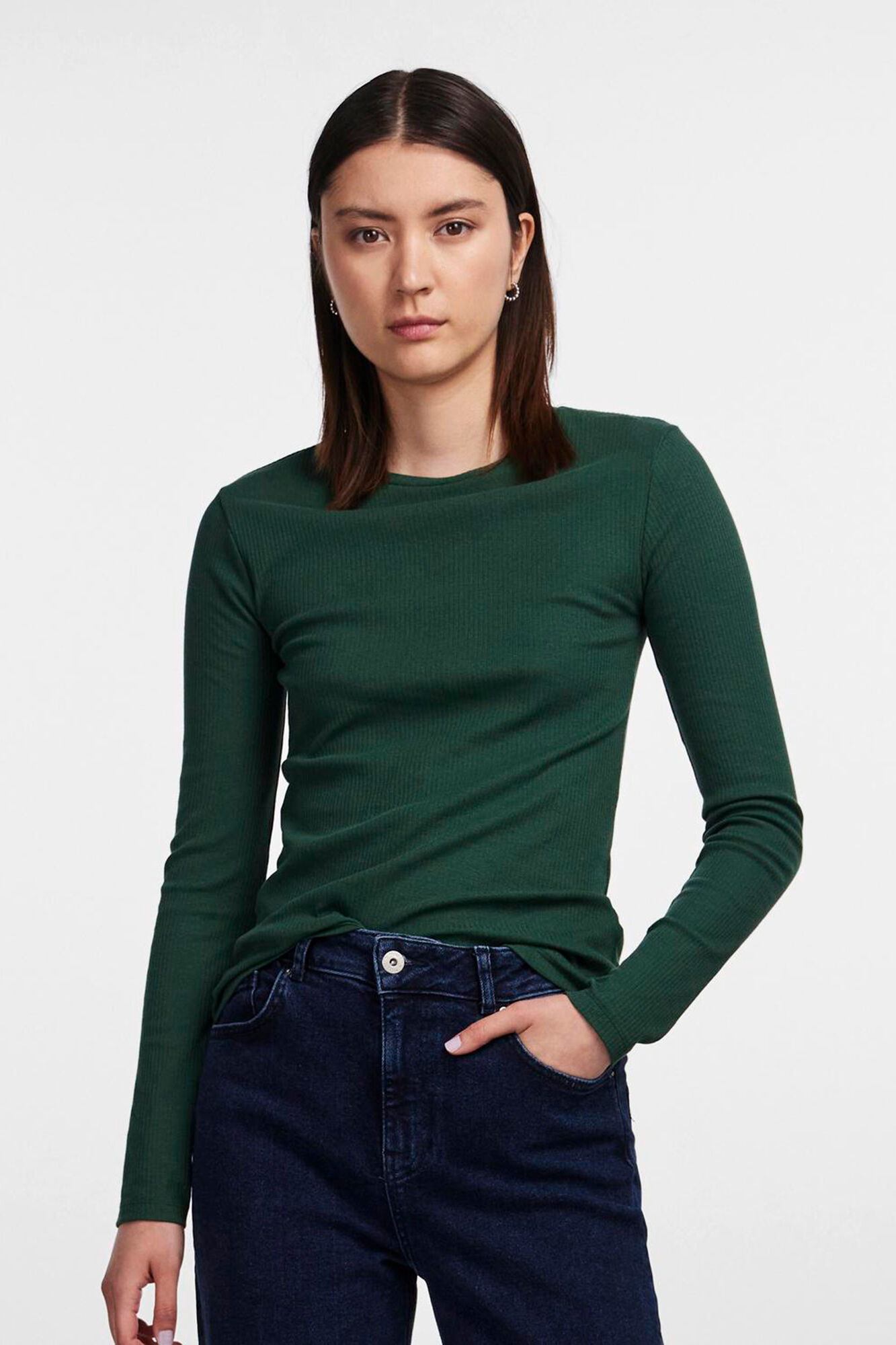 Pieces T-shirt b&aacute;sica 