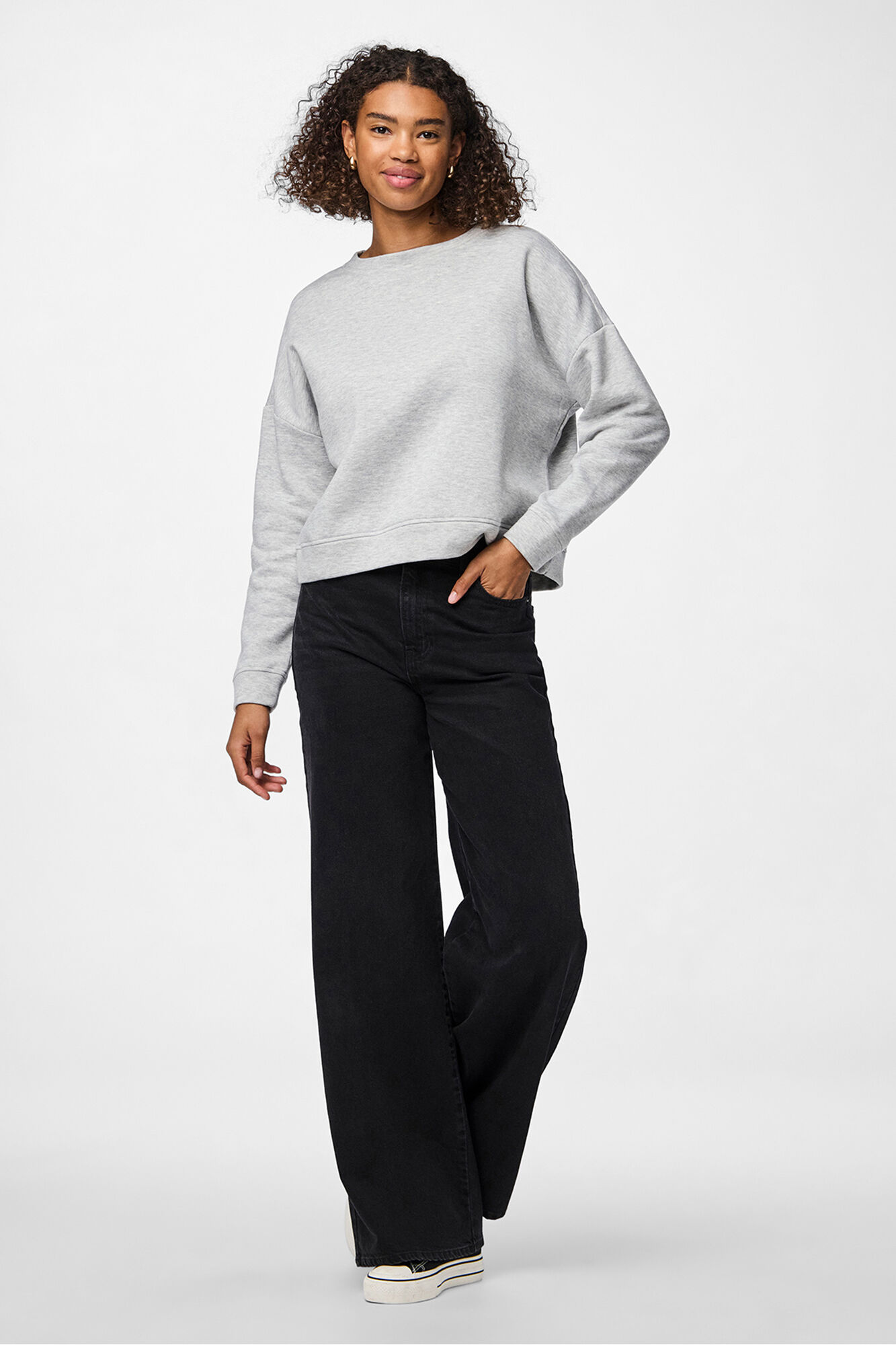 Pieces Sudadera basica