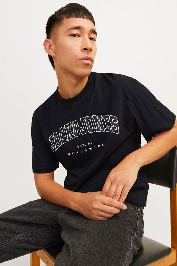 Jack & Jones Laza szab&aacute;s&uacute; p&oacute;l&oacute; fekete