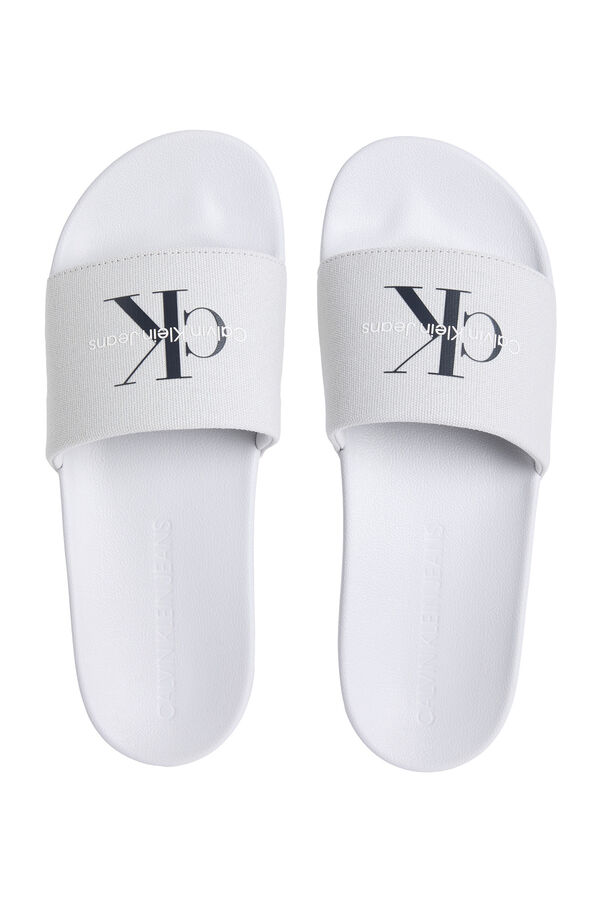 Calvin Klein Sand&aacute;lias com logo cinzento