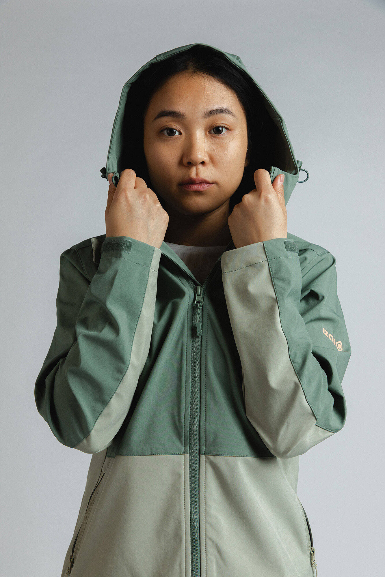 Izas Chaqueta softshell cortavientos acacia w