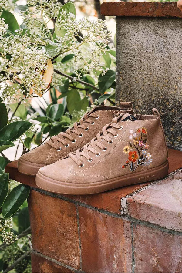 Toni Pons Zapatilla abotinadabcon detalles florales&nbsp; beige