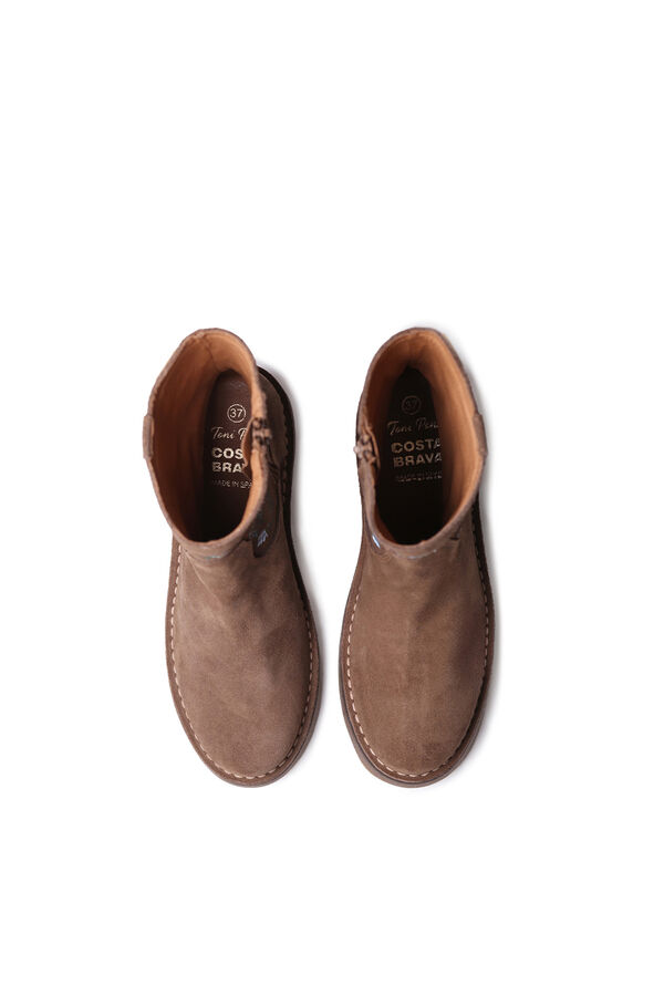 Toni Pons Bot&iacute;n de serraje beige