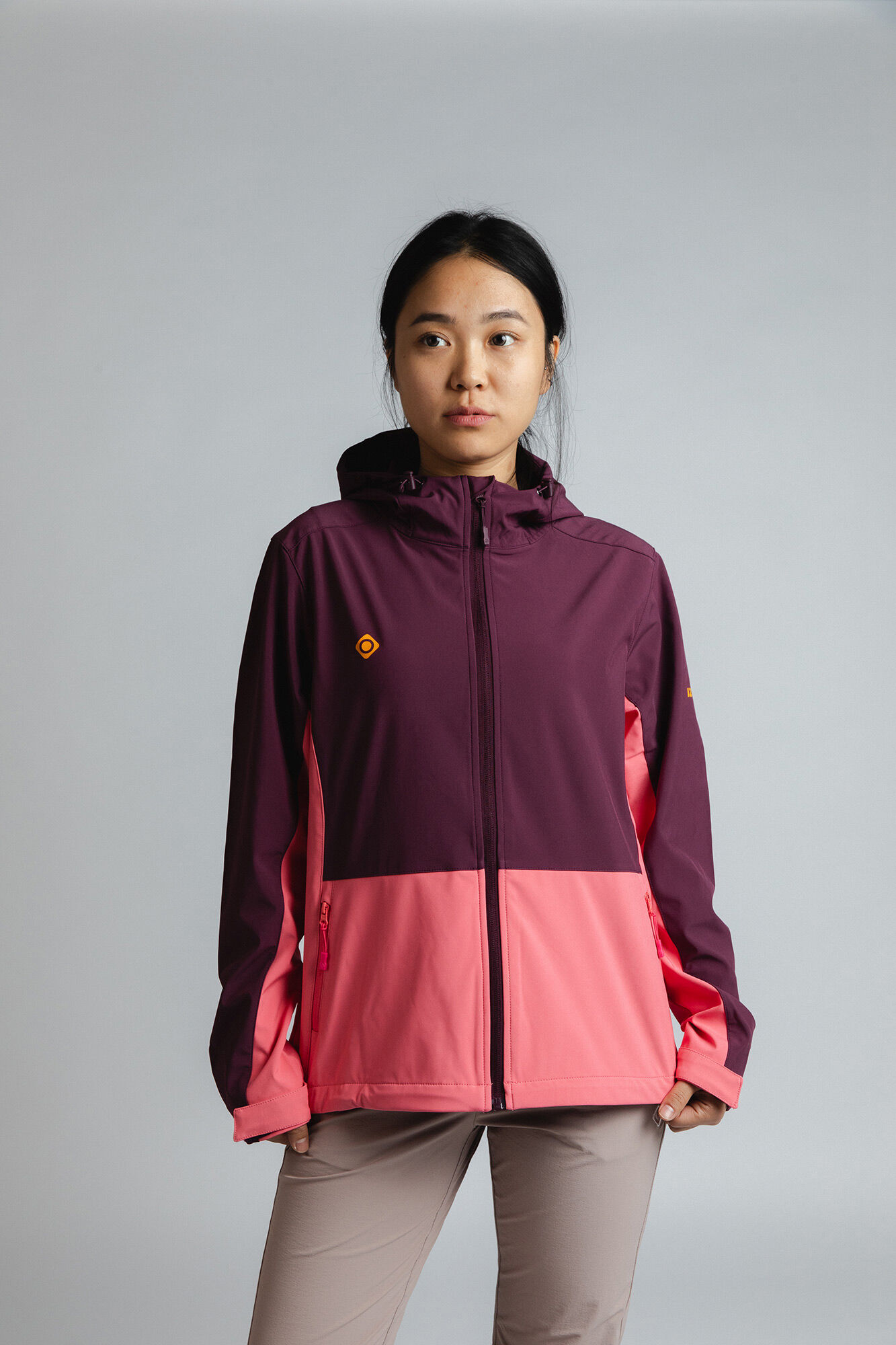 Izas Chaqueta softshell cortavientos acacia w