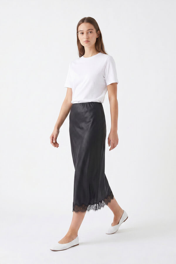 Pieces Falda midi satinada encaje negro