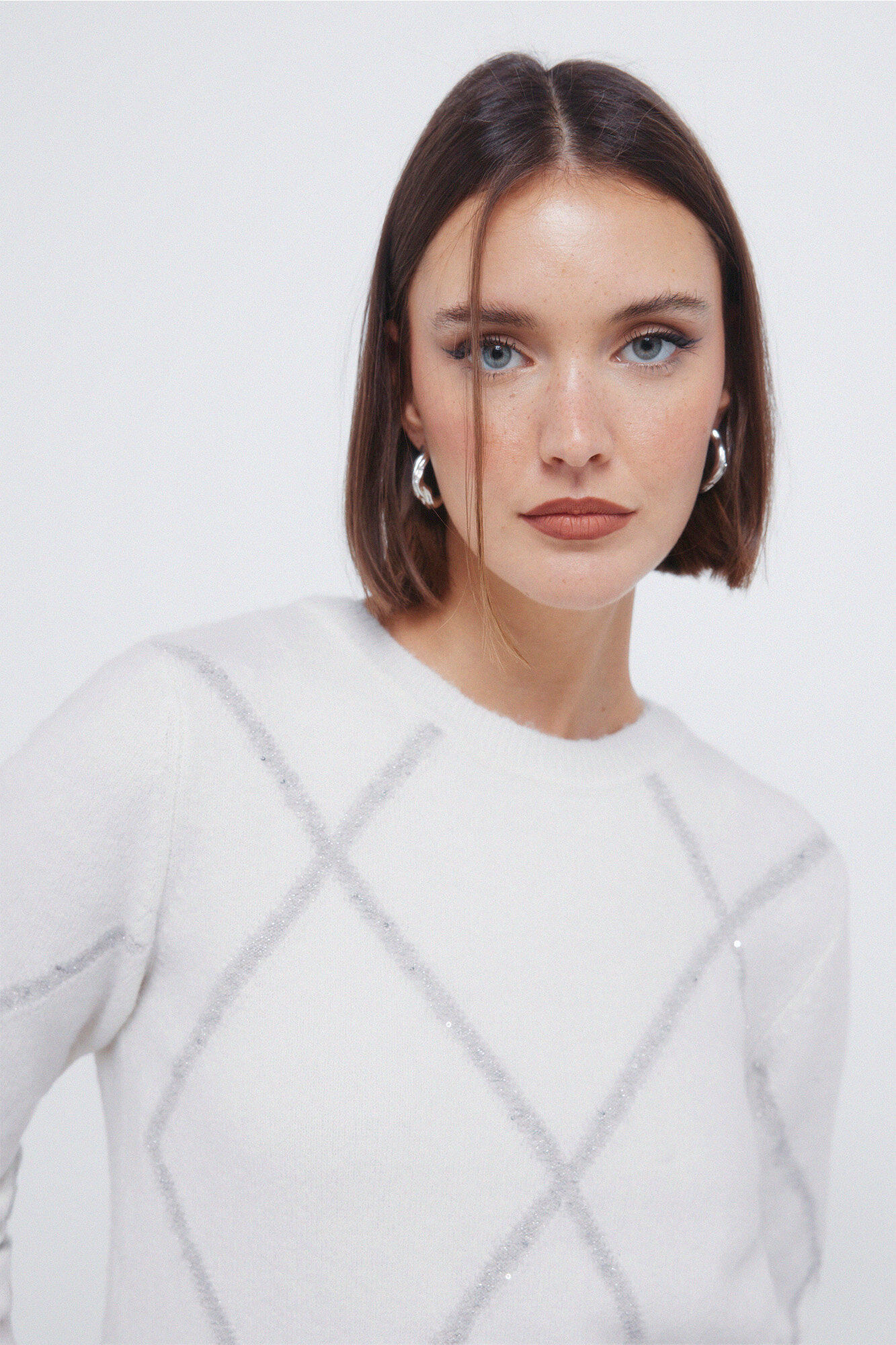 Springfield Džemper sa &scaron;ljokicama i dijamantima