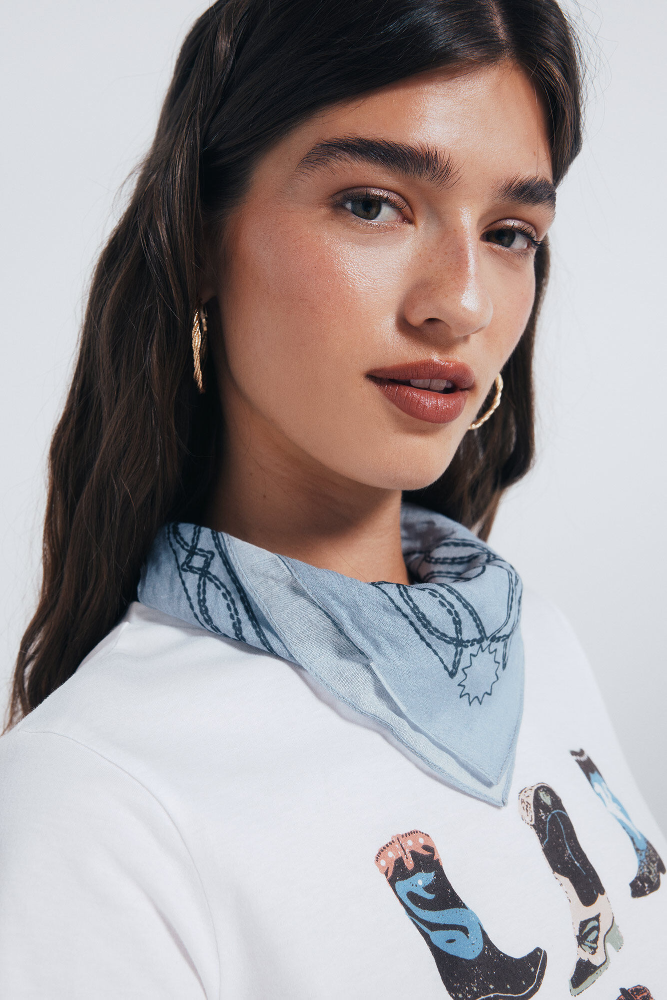 Springfield Marama u stilu bandane sa kaubojkom na konju