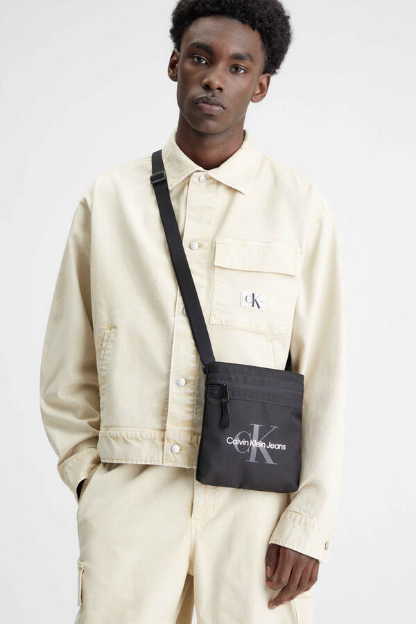 Springfield Calvin Klein Jeans men's essential flat crossbody bag crna