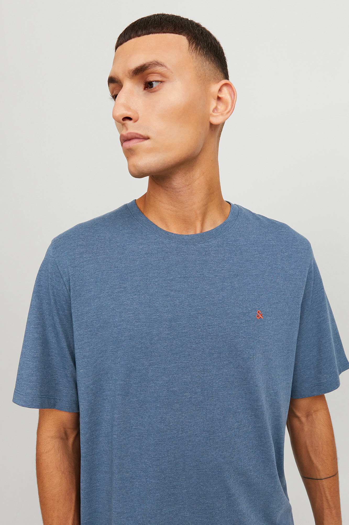 Jack & Jones T-shirt b&aacute;sica regular fit