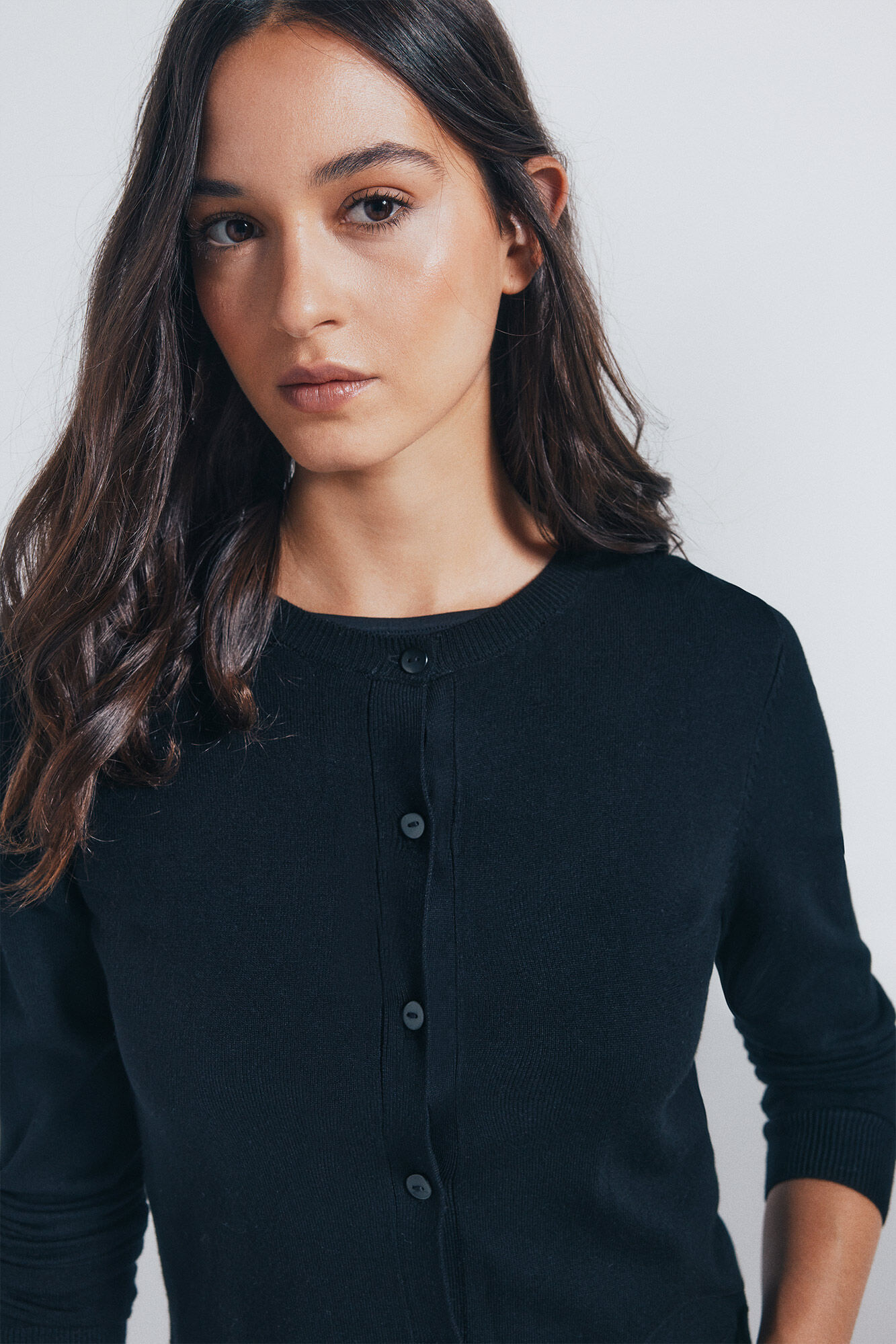 Springfield Kardig&aacute;n kerek kerek nyak&uacute; gombokkal &eacute;s viszk&oacute;z anyaggal