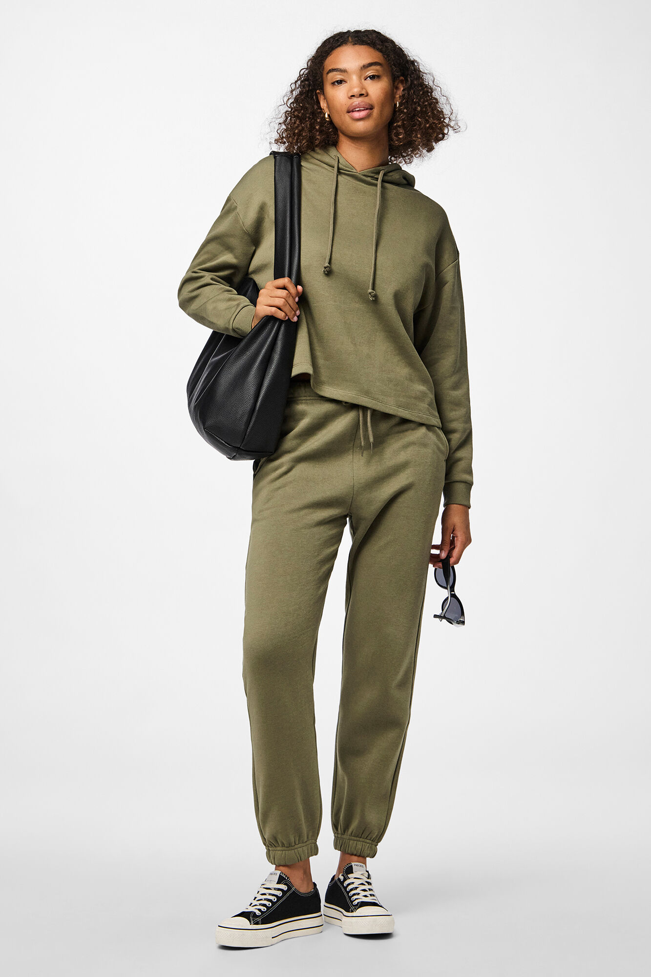 Pieces Sudadera basica