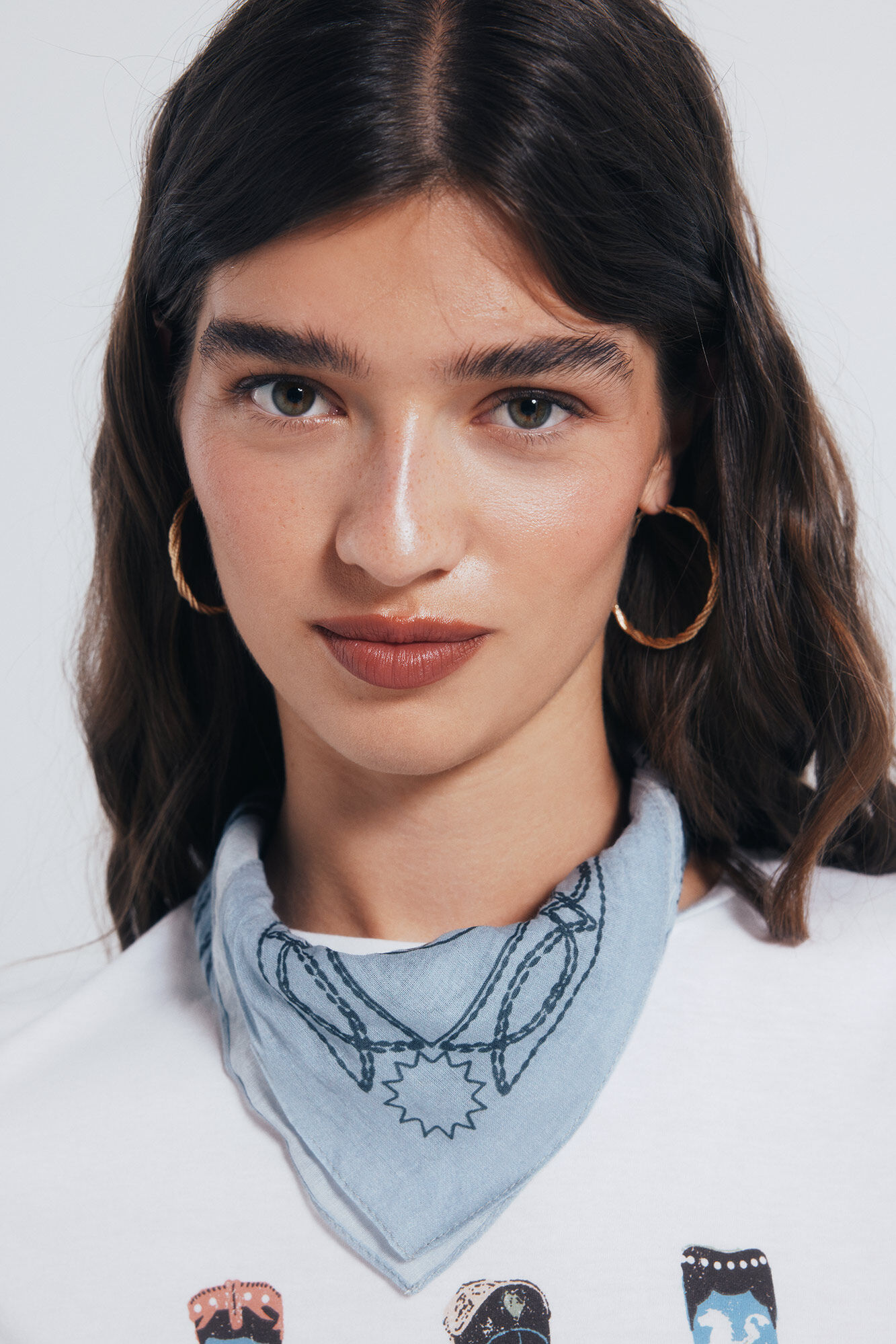 Springfield Marama u stilu bandane sa kaubojkom na konju