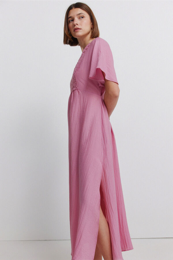 Springfield Vestido midi caft&aacute;n bordado fucsia