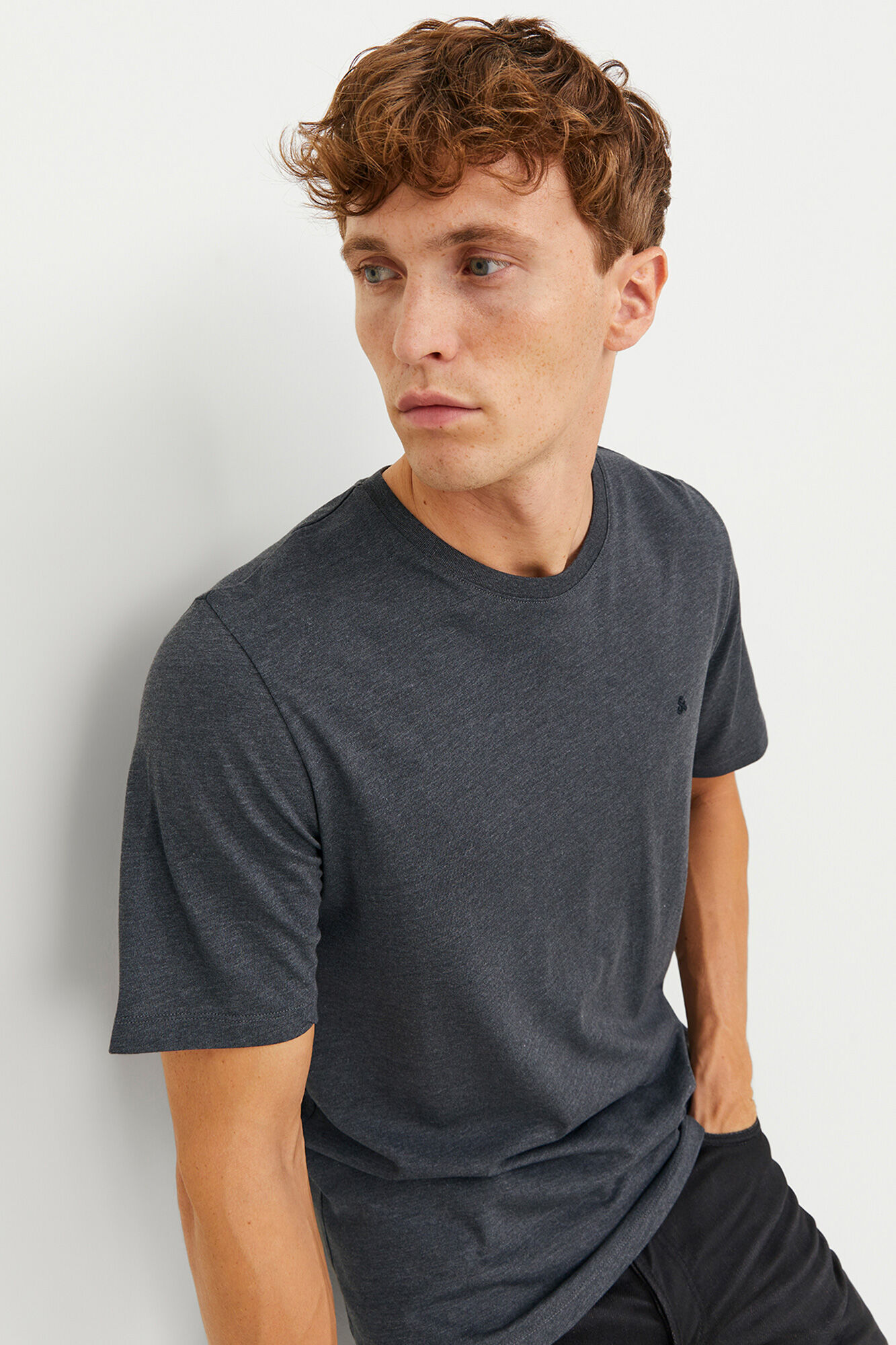 Jack & Jones T-shirt b&aacute;sica regular fit