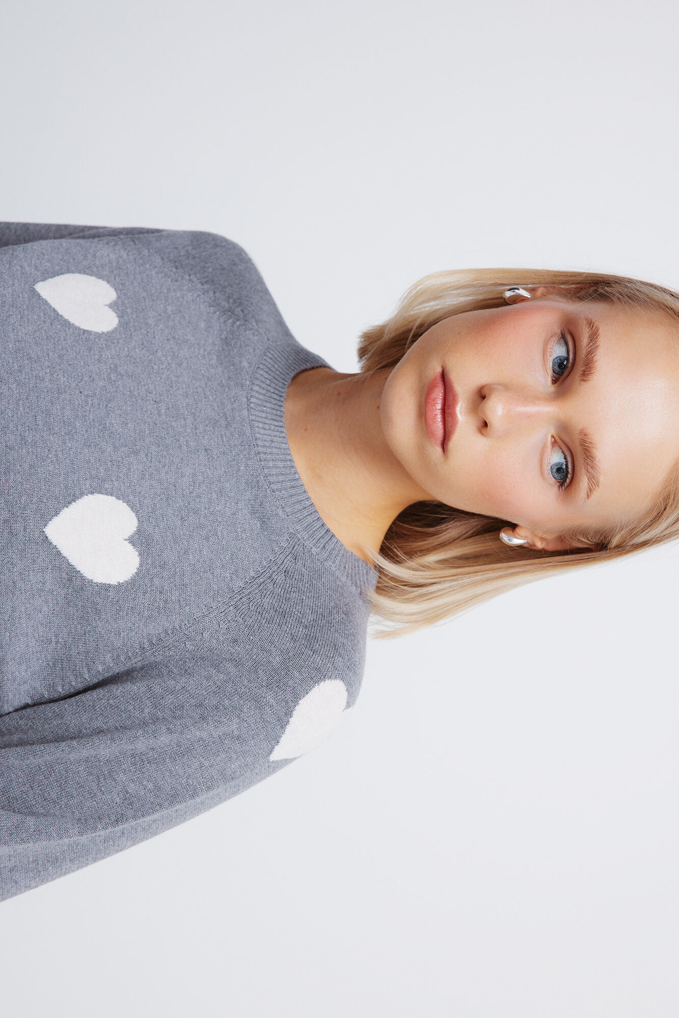 Springfield Džemper sa intarzijskim srcima