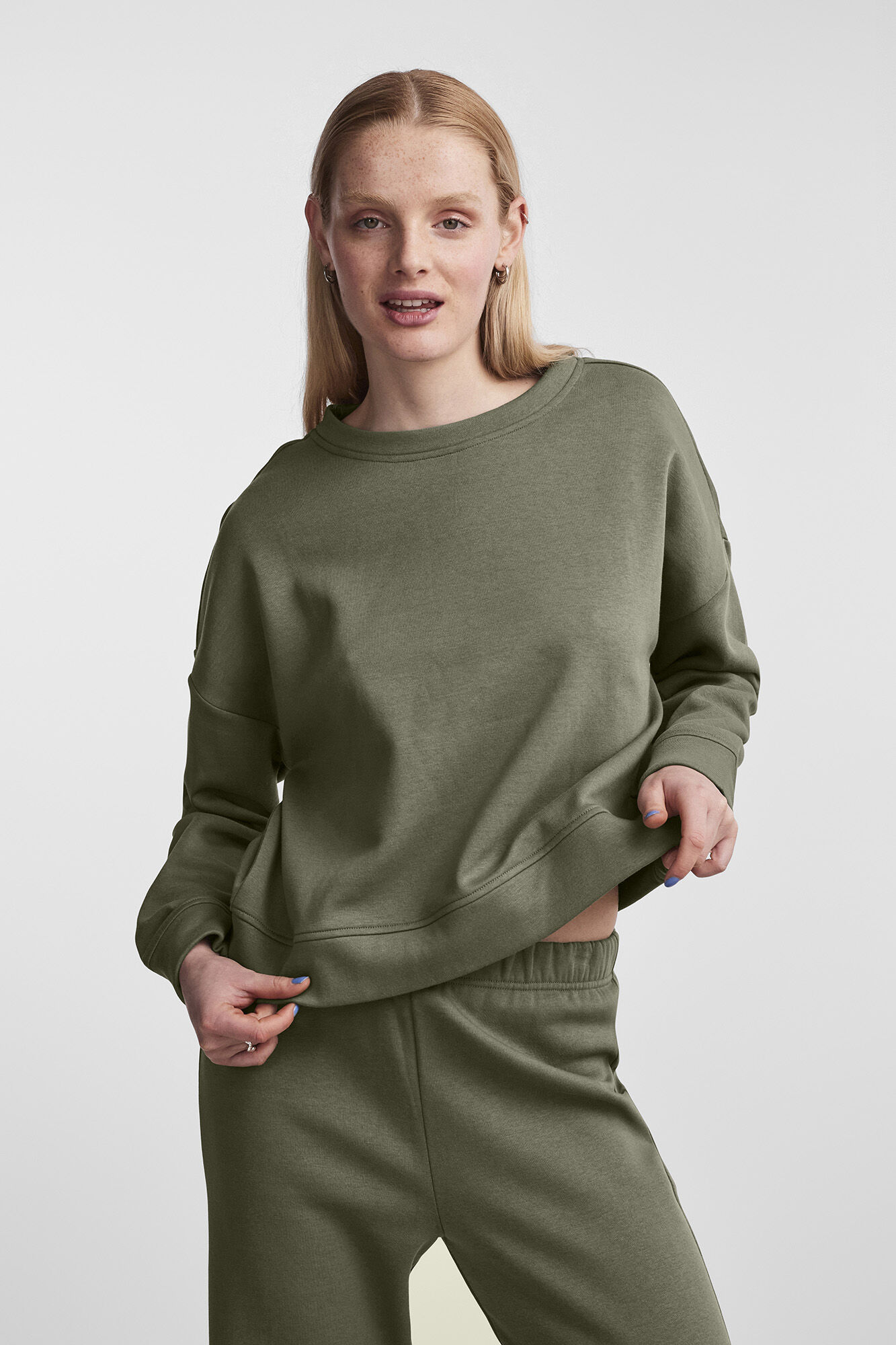 Pieces Sudadera b&aacute;sica