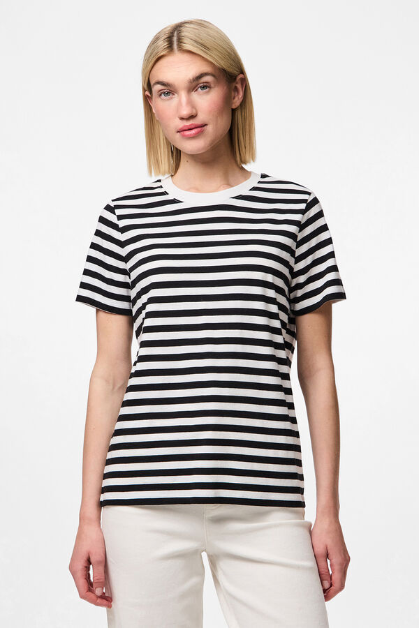 Pieces T-shirt b&aacute;sica preto