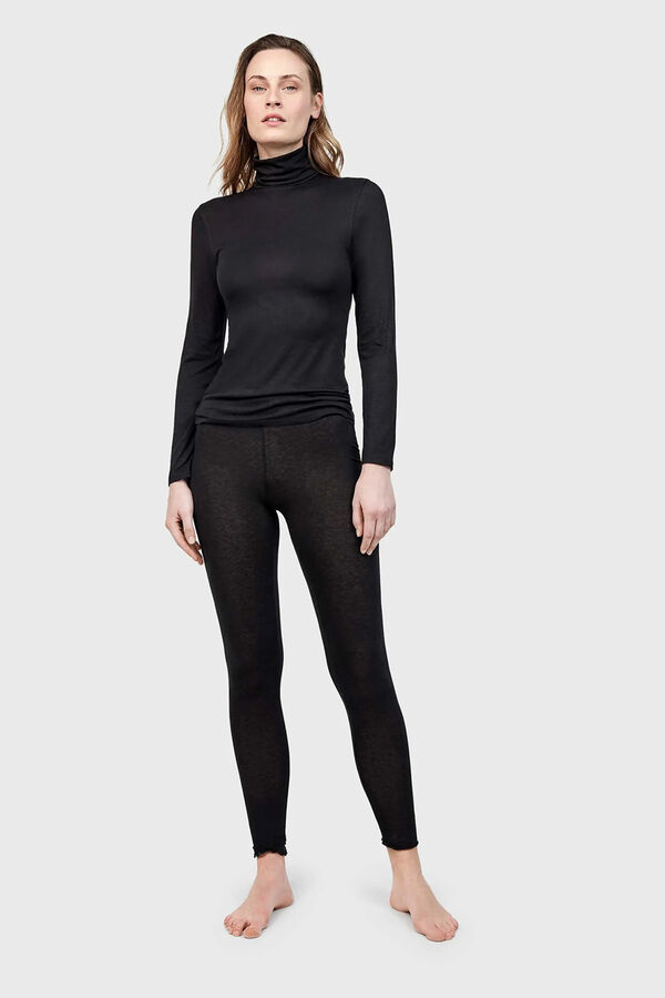 Gisela Thermal high neck T-shirt black