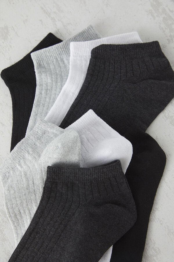 Trendyol Pack de 8 pares de calcetines multicolores unisex de algod&oacute;n.  estampado