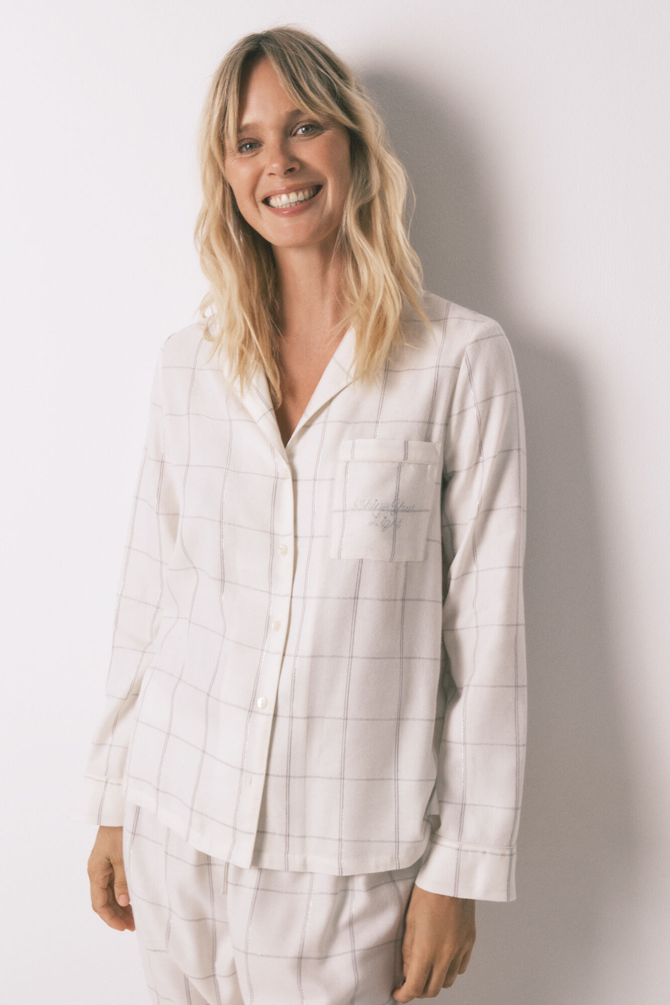 Women'secret Pijama camiseiro de flanela de algod&atilde;o branca com estampa xadrez