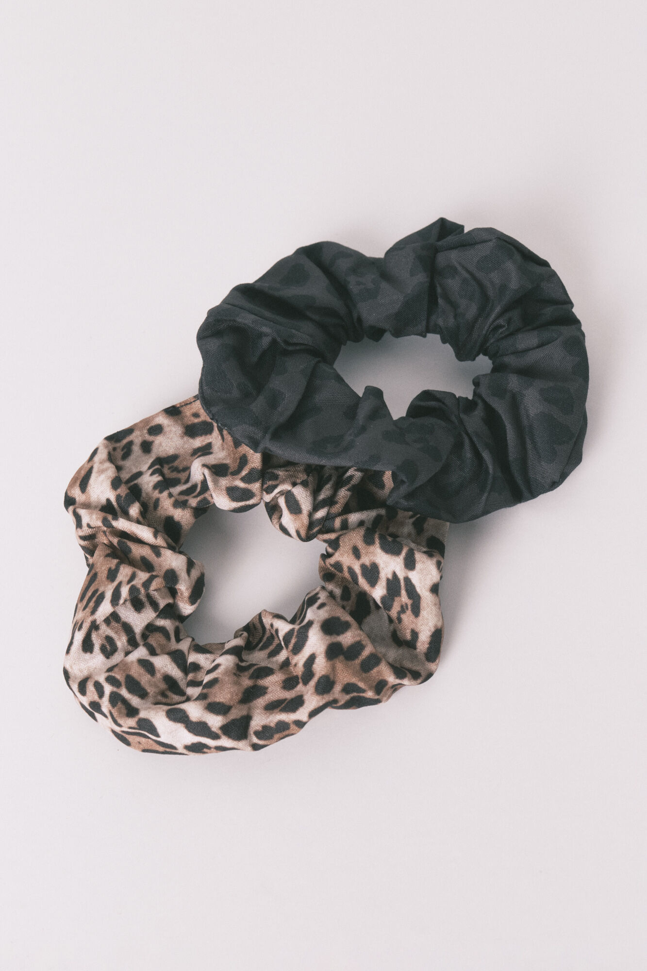 Women'secret Pack of 2 animal print scrunchies 
