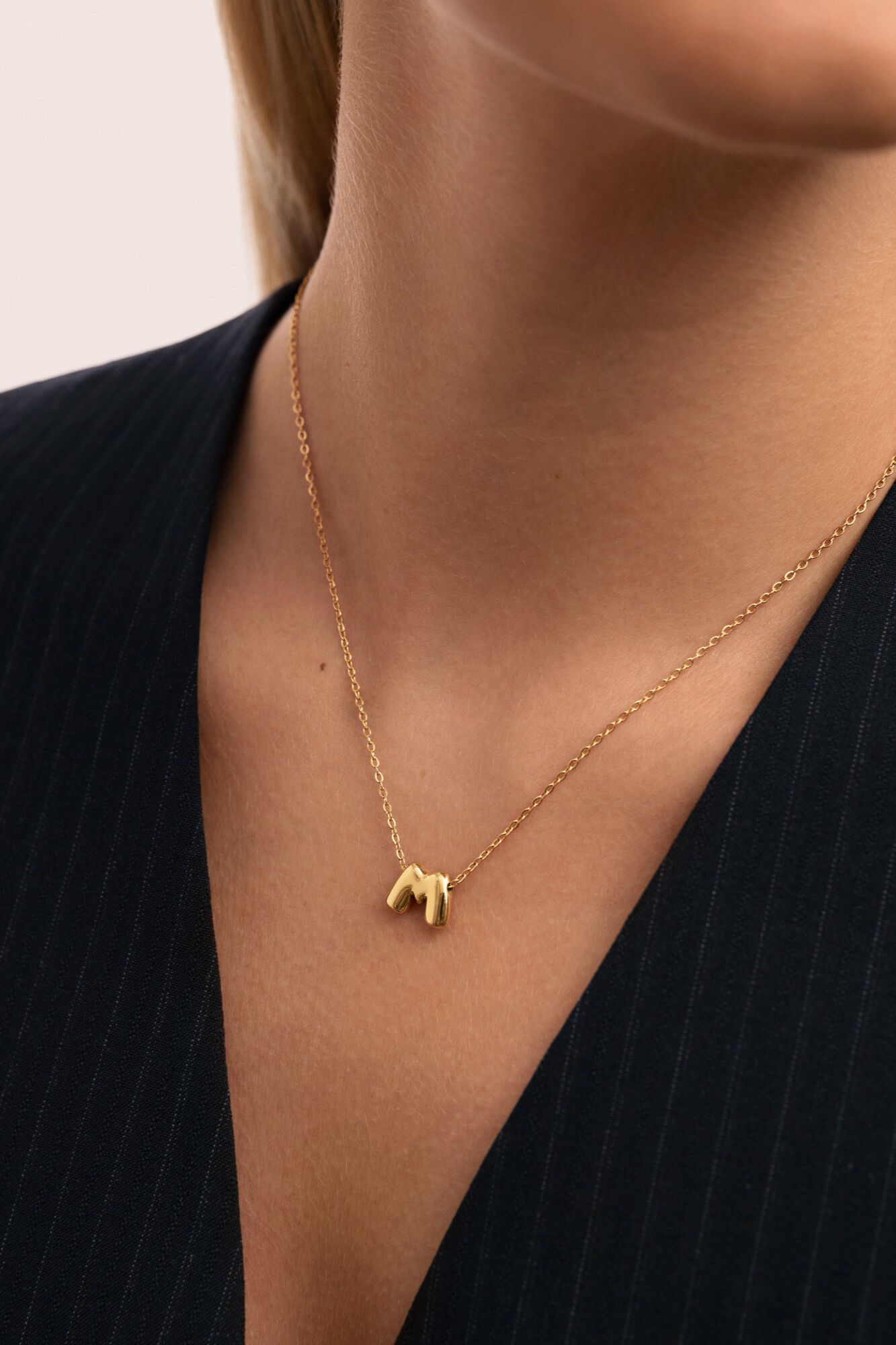 Singularu Collar Hailey Letter Acero B.Oro 