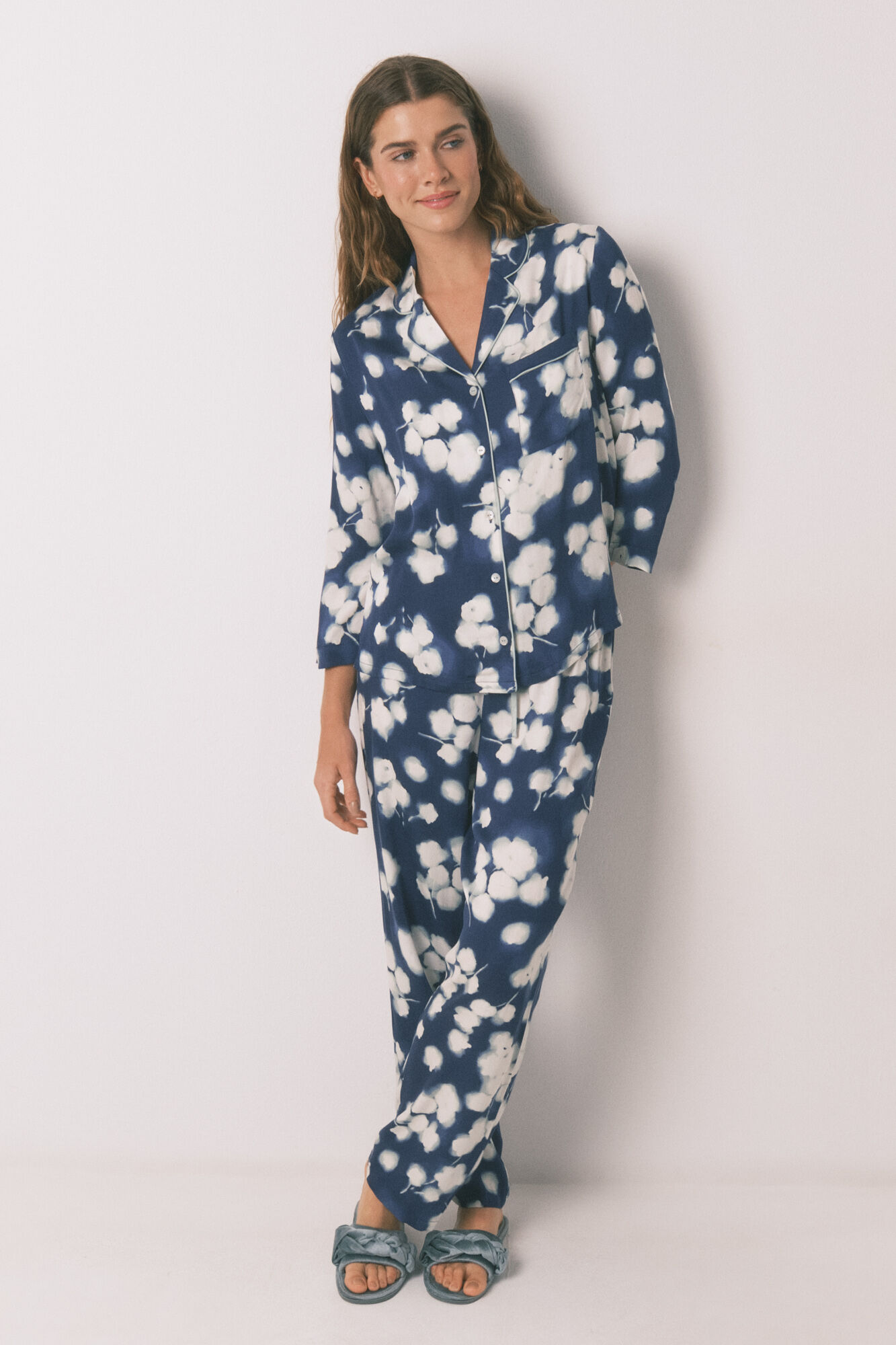 Women'secret Long blue floral viscose classic pyjamas